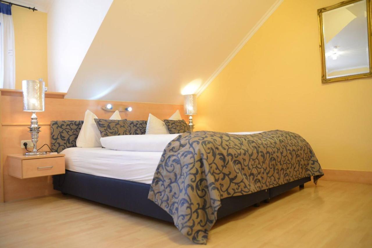 שוואנדורף אין ביירן Landhotel Grabinger מראה חיצוני תמונה